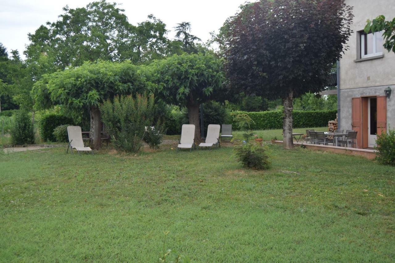 Le Nid De L'Ecureuil Bed & Breakfast Brens  ภายนอก รูปภาพ